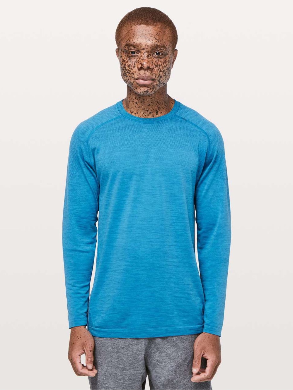Lululemon Metal Vent Tech Long Sleeve in Heathered Baltic Blue, Men’s Medium